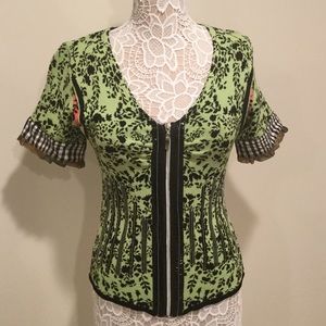 Short sleeve knitted top